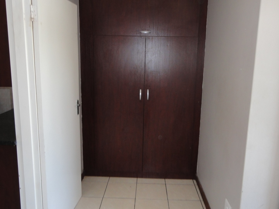 To Let 1 Bedroom Property for Rent in Die Bult North West